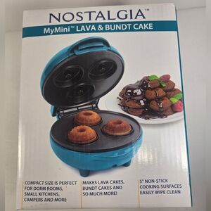 NEW Nostalgia MyMini Turquoise Lava And Bundt Cake Maker Desserts Mini Muffins
